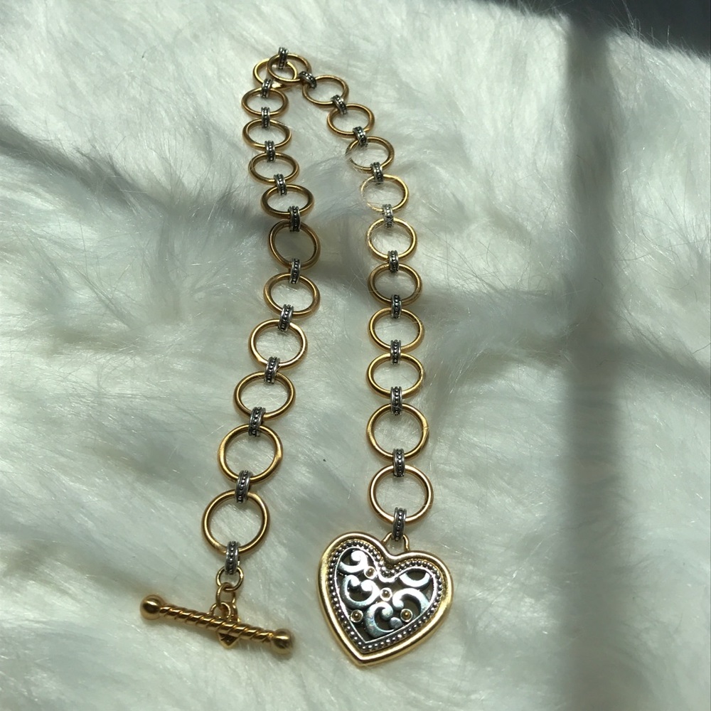 Brighton, two-tone toggle necklace